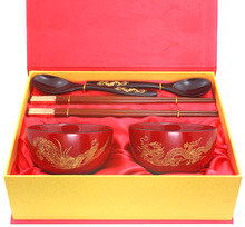 龍鳳呈祥，情深碗筷——創(chuàng)意婚慶禮品新選擇